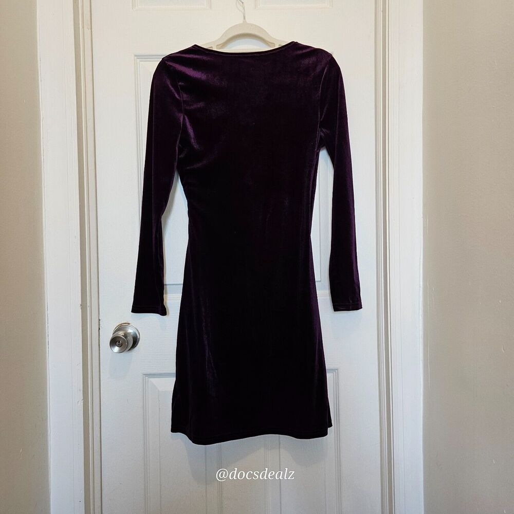Jeceika Purple Wrap-Style Long-Sleeve Mini Dress Purple Size M - Picture 6 of 7
